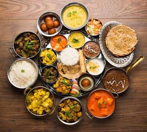 Ragi Mudde With Chicken