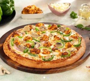 Veggie treat pizza