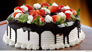 Eggless strawberry crush cake [ 400 gram ]