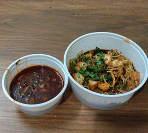 Chicken Pan Fried Noodles