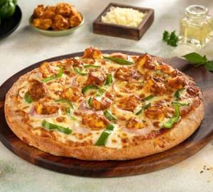 Paneer tikka pizza