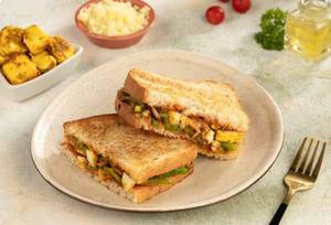 Cheese overloaded sandwich