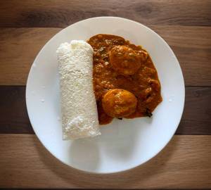 Puttu Egg Curry