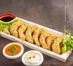 Chicken kurkure momos