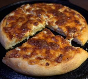 Mere margherita pizza