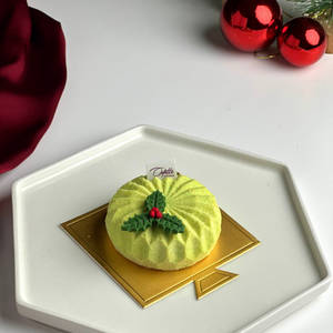 Pistachio Framboise. - Christmas Edition