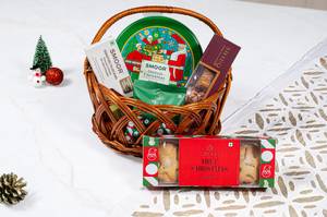 Festive Grandeur Gift Basket