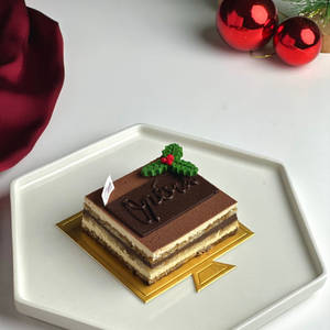 Opera Eggless - Christmas Edition