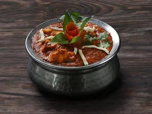 Schezwan Handi Paneer