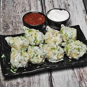 Veg Malai Momos