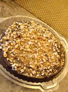 Choco Caramel Well Cake
