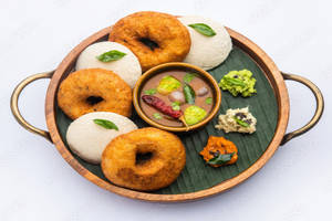 Idli Vada