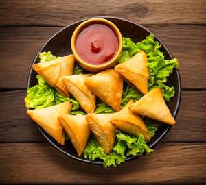 Beef Cocktail Samosa