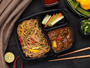 Chicken Chilli + Veg Noodles