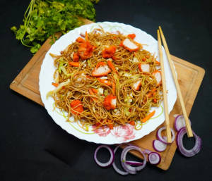 Chicken Hakka Noodles