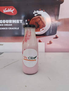 Strawberry Scoop Shake