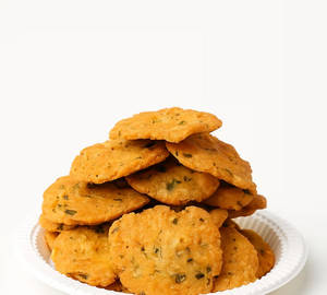 Palak Papdi Matthi (groundnut Oil)
