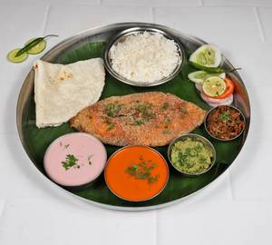 Surmai fry thali