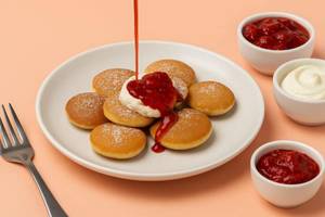 Strawberry Cream Cheese Mini Pancakes [8 Pieces]