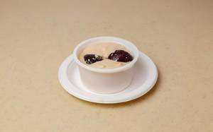 Gulab Jamun With Rabdi