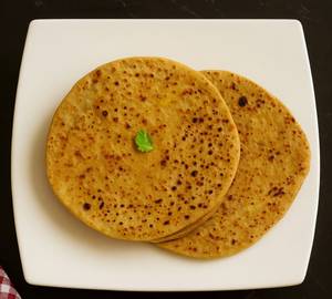 2 Crispy Aloo Paratha