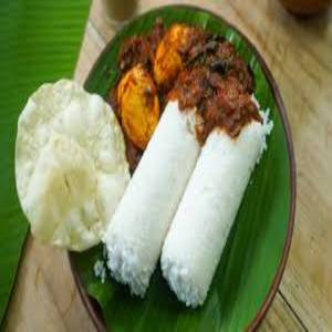 Puttu With Egg Curry
