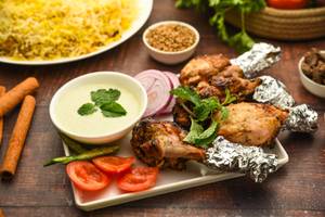 Chicken Tangri Kebab Butter Masala (4 Pcs)