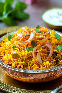 Zafrani Kheema Biryani [Serves 2]