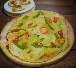 Capsicum And Red Paprika With Hot Sauce