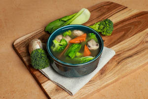 Veg Aromatic Peppery Lemon Soup
