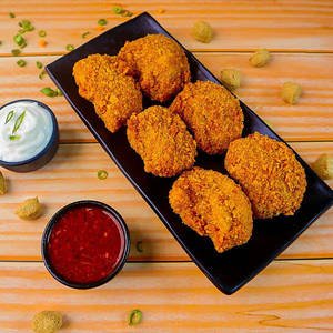 Vegetable Kurkure Momos (4 Pcs]