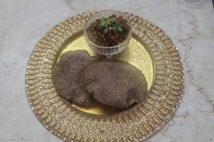 4 Kanjak Poori With Kale Chane Dry