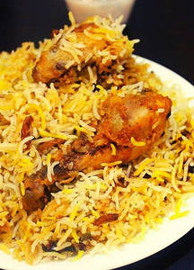 Zafrani Chicken Dum Biryani [Serves1]