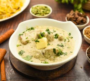Chicken Reshmi Kebab Butter Masala (6 Pcs)