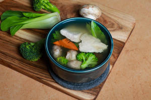 Chicken Aromatic Peppery Lemon Soup