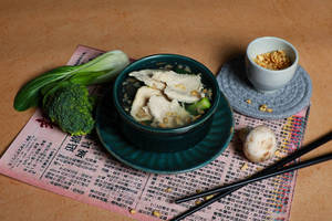 Chicken Burnt Garlic Clear Soup