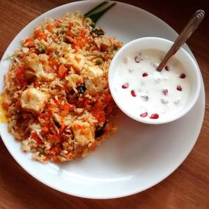 Veg Biryani with Raita