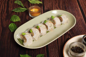 Chicken Basil Dumpling - 6 Pcs