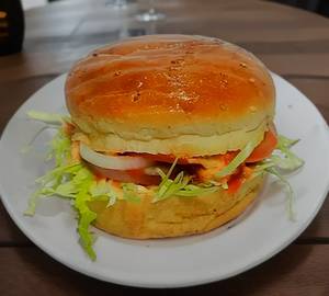 Aloo tikki burger