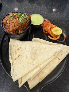 Achari Soya Tikka Masala With Rumali Roti