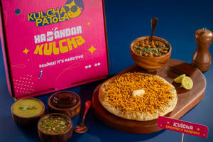 Aloo Bhujiya Amritsari Kulcha