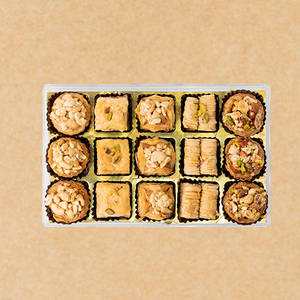 Assorted Baklava Crystal Box