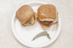 Vada Pav [Big, 2 Pieces]