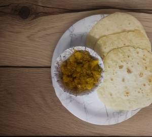 Chapathi with curry