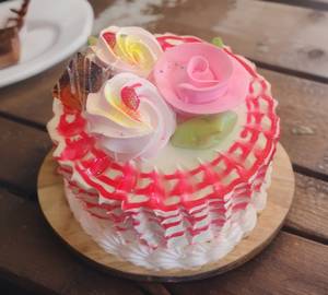 Special Strawberry Cake
