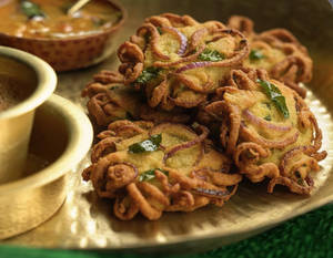 Onion Bajji - 4 Nos