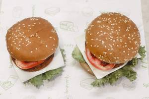 Aloo Tikki Cheese Burger [2 Pieces]