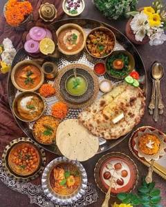 Veg Maharaja Thali