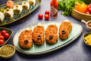 Roasted Chicken Bruschetta