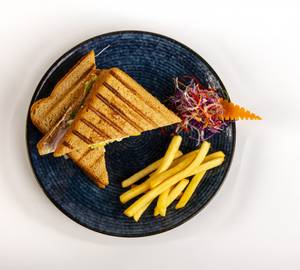 Peri Peri Paneer Sandwich
